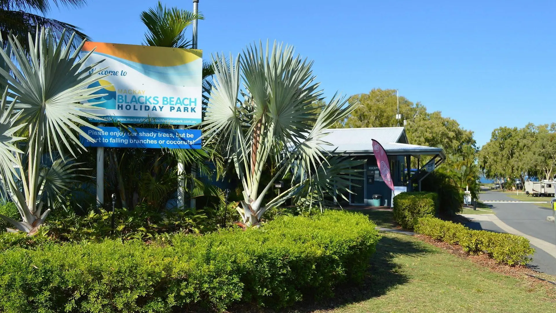 ****  Big4 Mackay Blacks Beach Holiday Park Australia